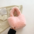 Elegante bolso de peluche rosa en piel sintética con un suave diseño de nube - Rosa
