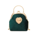 Vintage Abendtasche aus dunkelgrünem Samt mit Barock-Herz-Emblem und Metallkette - Grün