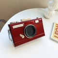 Vintage camera-shaped crossbody bag in glossy burgundy patent leather with chain strap - Red