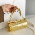 Glänzende goldene Zylindertasche mit grobem Kettengriff und abnehmbarem Schultergurt - Gold