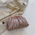 Roségoldene Pailletten-Abendtasche mit glitzerndem Strassverschluss und Metallkette - Gold