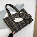 Borsa tote a quadri marroni con grazioso motivo a cartone e mini portamonete coordinato - Nero