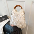Elegante bolso de mano de nácar crema con asa de madera y correa de cadena plateada - Estilo Vertical (Una sola cara)