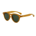 Classic round sunglasses in translucent amber frame with dark green polarized lenses - Tea Frame Green Lens