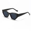 Modische schwarze Cat-Eye Sonnenbrille mit glänzendem Rahmen und dunkelgrauen Gläsern - C01 Schwarz Grau