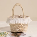 Sac à main en paille avec bordure en dentelle et nœuds, doté d'une doublure à cordon - Petit Panier en Maïs Avec Dentelle (Avec Doublure)