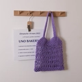 Borsa tote viola fatta a mano in cotone intrecciato con motivo floreale traforato - Treccia a V / Viola