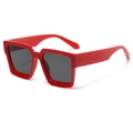 Fashionable oversized square sunglasses for women with bold red frames and black lenses - c03 Red/Black