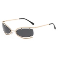 Lunettes de soleil papillon évidées avec monture en métal doré et verres gris foncé - Monture Dorée Verres Gris Plénier