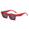 Gafas de sol retro cuadradas pequeñas para mujer con montura roja y lentes oscuras - Montura Roja Lentes Grises