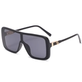 Fashionable oversized square sunglasses with black frame and golden metal accents - C01 Black
