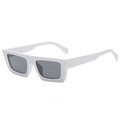 Lunettes de soleil rectangulaires blanches tendance avec verres gris et rivets dorés - Blanc Mat