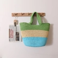 Bolso de playa de paja con rayas tricolores y asas tejidas para las vacaciones de verano - Empalme Verde Beige Azul