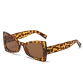 Fashionable tortoise shell cat eye sunglasses with thick temples and dark brown lenses - Leopard Frame Brown Lens