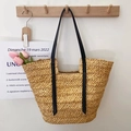Borsa tote in paglia intrecciata a mano con manici in pelle nera e tulipani rosa - Marrone