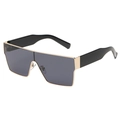 Lunettes de soleil carrées oversize à dessus plat avec bord doré et branches noires - Monture Or Verres Gris (C01) / Monture Dorée Verres Gris