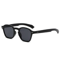 Occhiali da sole retrò con montatura squadrata nera, lenti scure e rivetti moda - C01 Nero