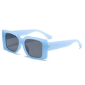 Gafas de sol retro cuadradas de color azul claro con remaches dorados elegantes - Azul claro