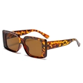 Retro rectangle sunglasses with tortoiseshell texture frame and dark brown lenses - Tortoise