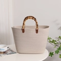 Beigefarbene Baumwoll-Stofftasche mit Bambusgriffen und geräumigem Streifendesign - Beige