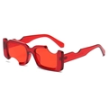 Lunettes de soleil carrées rouge transparent avec design creux circulaire original - Rouge