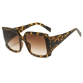 Vintage Oversize Eckige Sonnenbrille mit Schildpatt-Rahmen und braunem Farbverlauf - C02 Leopard Tee