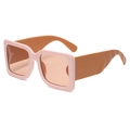 Retro square sunglasses with pink matte frame and wide contrast caramel temples - C05 Nude Pink Frame Tea Lens
