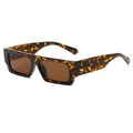 Retro tortoise shell rectangle sunglasses with brown lenses and a thick frame - Leopard Brown (C03)