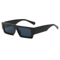 Lunettes de soleil rétro à monture noire épaisse et verres gris foncé pour un look vintage - Noir (C01)