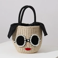 Stroh-Eimertasche mit Perlen-Sonnenbrille und roten Lippen Stickerei in Cremeweiß - Modernes Mädchen-Gesichtsdesign (摩登女)