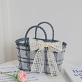 Bolso de dama de honor trenzado azul y blanco con un lazo grande de encaje crema - Bolso Jelly Gris (Bolso Desnudo)