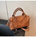 Detail of soft brown textured leather Boston bag with metal zippers and round handles - Litchi Texture Style / Brown