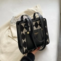 Grote zwart-wit geblokte tote bag met luxe goudkleurige metalen accenten en hengsels - Zwart zonder Hanger