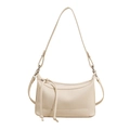 Bolso de hombro crema minimalista con pliegues verticales y costura de lichi - Blanco
