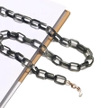 Detail van donkergrijze doorschijnende acryl brilketting met gouden karabijnsluiting erop - Donkergrijs (1)