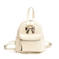 Mini zaino in ecopelle color crema con fiocco metallico argento e tasca frontale zip - Beige