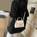 Borsa a mano minimalista beige stile Kelly da donna con fibbia in metallo argento - Bianco Sporco
