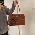 Sac à main vintage marron avec plusieurs poches et un pendentif teckel mignon - Marron (Avec Pendentif)