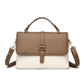 Bolso bandolera bicolor beige y marrón con asa superior y costuras blancas decorativas - Blanco y Caqui