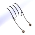 Elegante catena per occhiali nera con ciondoli corona dorati e perline su sfondo bianco - Nero Pendaglio di Perle Corona (GL832)
