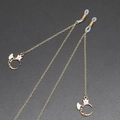Cadena de gafas dorada antideslizante con colgantes de corona luna y pluma con strass - Estilo Colgante Corona Luna (GL355)