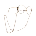 Elegante catenella dorata per occhiali con perle d'acqua dolce su sfondo bianco - Set Occhiali Con Catena di Perle (GA046) / Oro