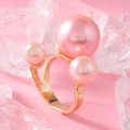 Adjustable golden ring with three elegant pink pearls on a romantic crystal background - Adjustable Open / Pink Gold