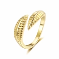 Minimalistischer goldener Blattring mit Federstruktur und verstellbarer Größe - Einstellbar Offen / Gold
