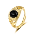Anillo vintage ajustable de oro con ágata negra óvalo y motivos geométricos calados - Abierto Ajustable / Dorado