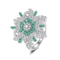 Anillo giratorio de copo de nieve con gemas verde esmeralda y pavé plateado de lujo - Abierto Ajustable / Zircón Verde