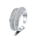 Luxuriöser mehrlagiger Kreuzring mit Zirkonia-Pflasterung in glänzendem Silber - Einstellbar Offen / Weißgold