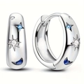 Minimalistische silberne Creolen mit blauen Zirkon-Stern- und Mondanhängern - Weißgold