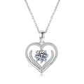 Elegante Herzanhänger-Halskette mit brillantem Stein und funkelndem Silberfinish - Weißgold