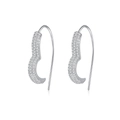Glinsterende zilveren hart oorbellen met pavé diamanten voor een minimalistische look - Witgoud